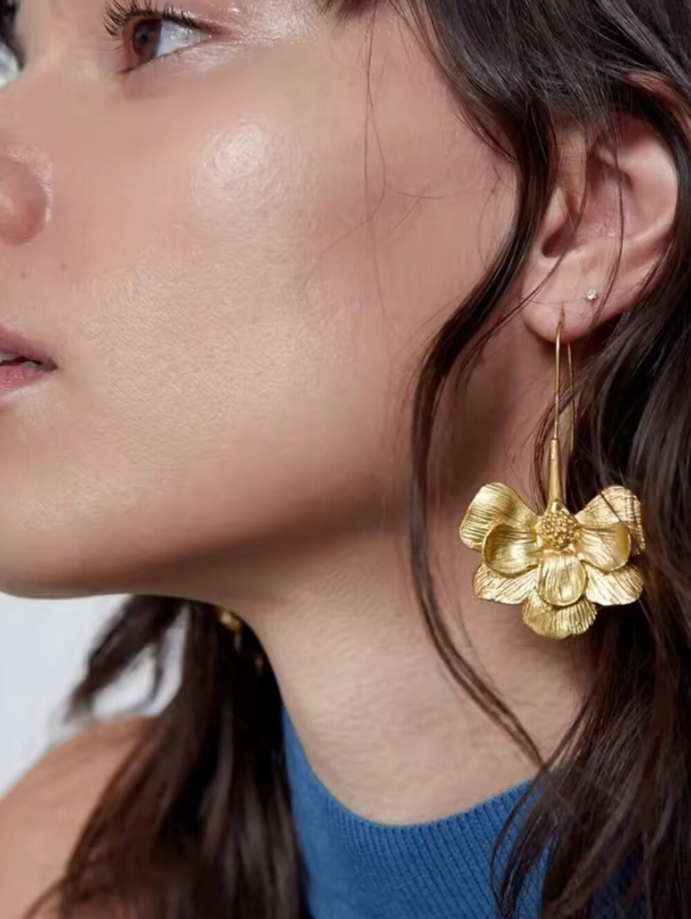 New! Zara Textured Gold Floral Statement Hoop Drop Earrings #1001 NWOT